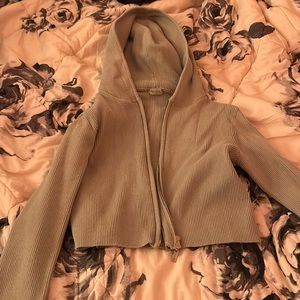 Brandy Melville Green Cropped Ribbed Hoodie! Great Condition! One Size!